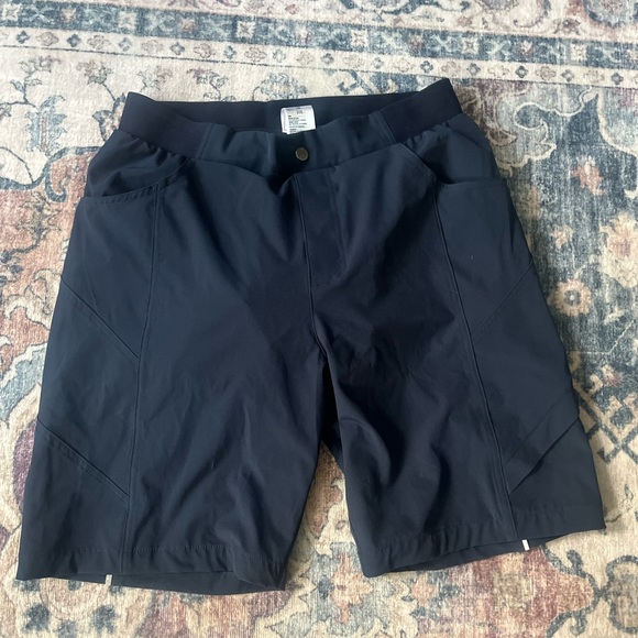 garneau cycling shorts mens Range 2 Short‎ Size M - Picture 1 of 2